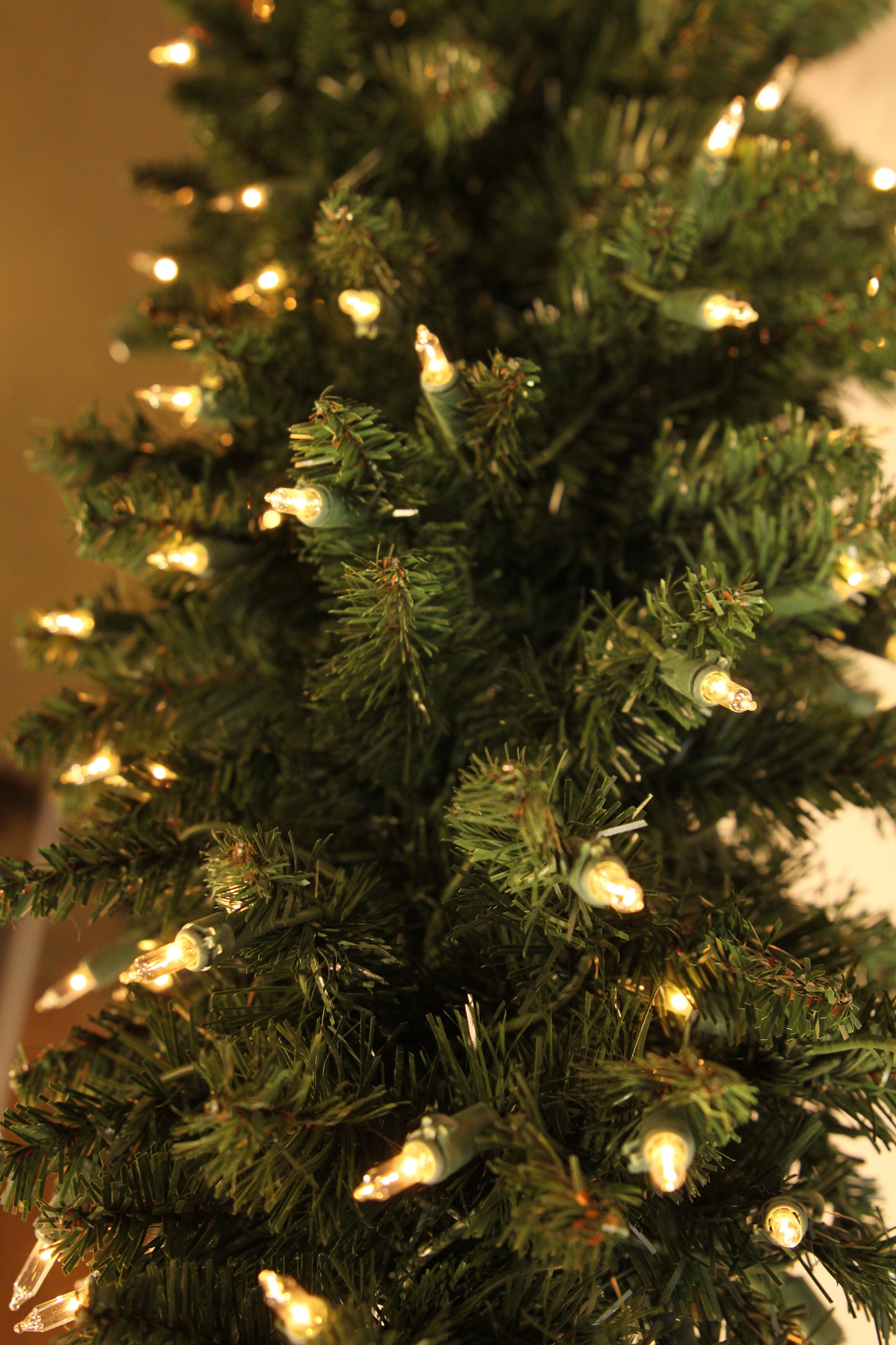 Royal Pointed Tip Spruce With Clear Lights "Ship Free"